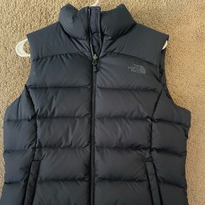 Women’s the north face vest size medium navel blue